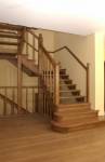 Недорогие деревянные лестницы на второй этаж
